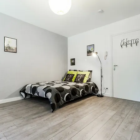Avec Jardin Cambo Apartamento